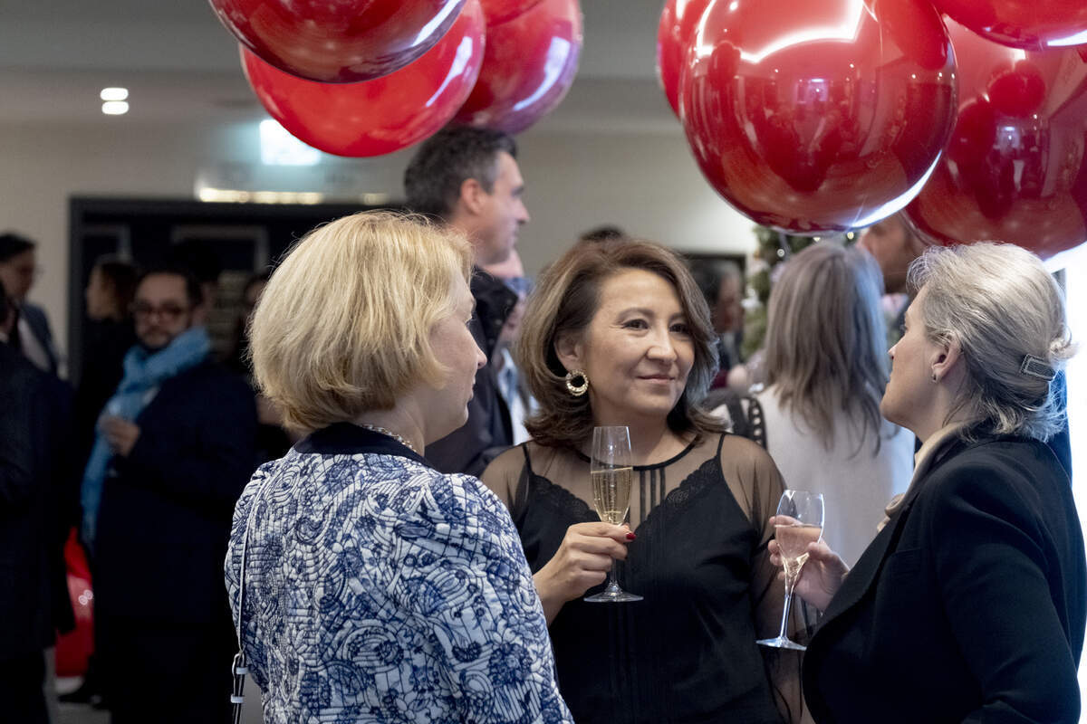 EIPM Conference — cocktail networking